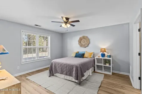 5004 Hunters Trail Wilmington NC 28405
