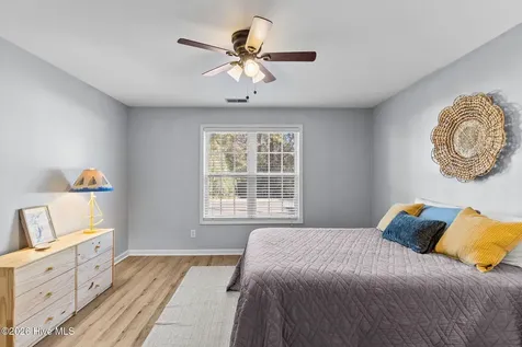5004 Hunters Trail Wilmington NC 28405