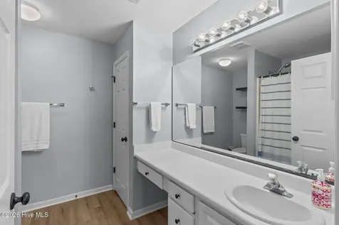 5004 Hunters Trail Wilmington NC 28405