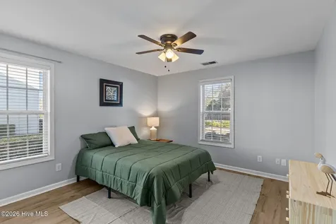 5004 Hunters Trail Wilmington NC 28405