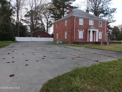 101 W Highland Avenue Kinston NC 28501