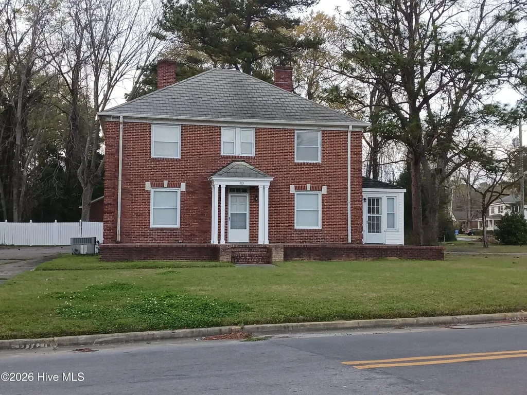 101 W Highland Avenue Kinston NC 28501