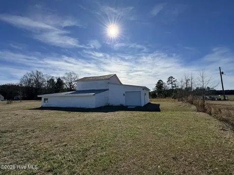3027 Highway 58 N Trenton NC 28585