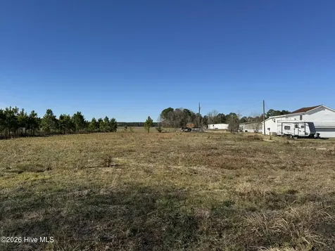 3027 Highway 58 N Trenton NC 28585