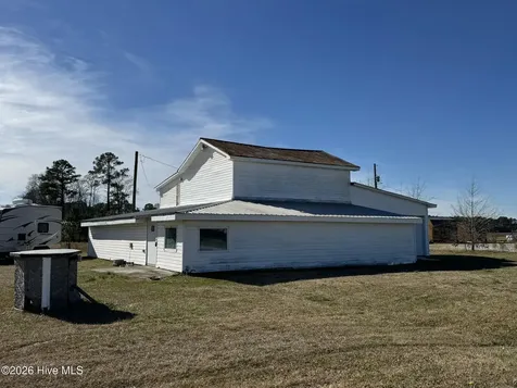 3027 Highway 58 N Trenton NC 28585