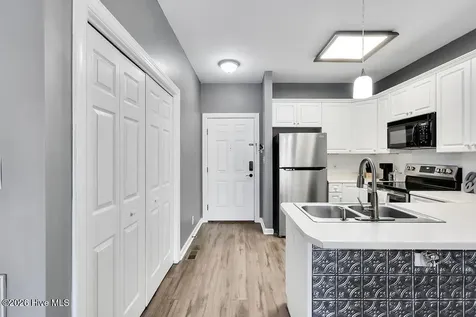 608 W Brown Street Southport NC 28461