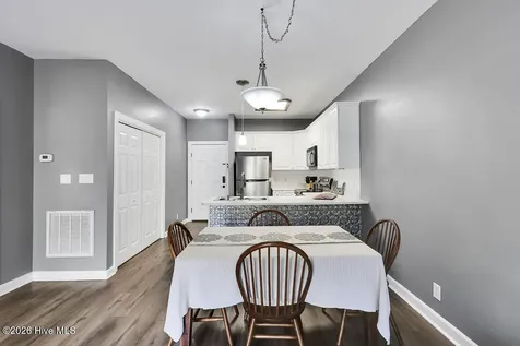 608 W Brown Street Southport NC 28461