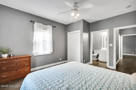 608 W Brown Street Southport NC 28461