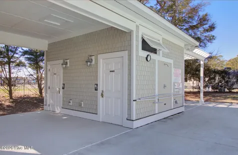608 W Brown Street Southport NC 28461