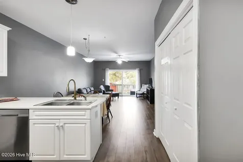 608 W Brown Street Southport NC 28461