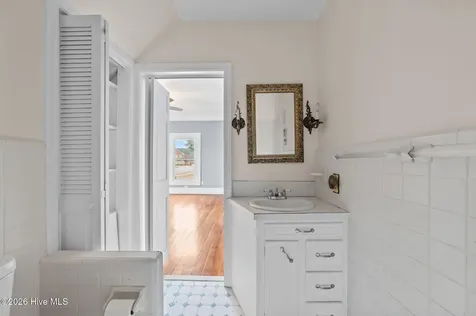 186 Cooper Street Winterville NC 28590