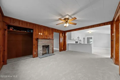 186 Cooper Street Winterville NC 28590