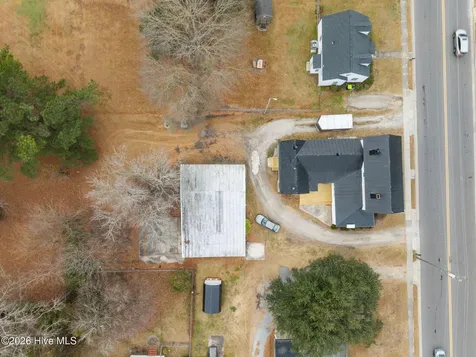 186 Cooper Street Winterville NC 28590