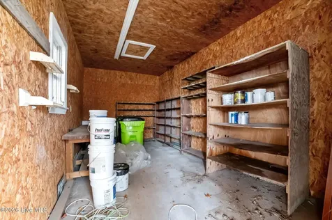 186 Cooper Street Winterville NC 28590