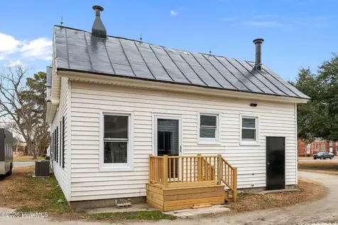 186 Cooper Street Winterville NC 28590
