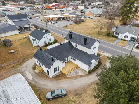 186 Cooper Street Winterville NC 28590