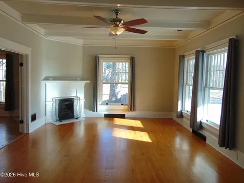 112 E Washington Street Nashville NC 27856