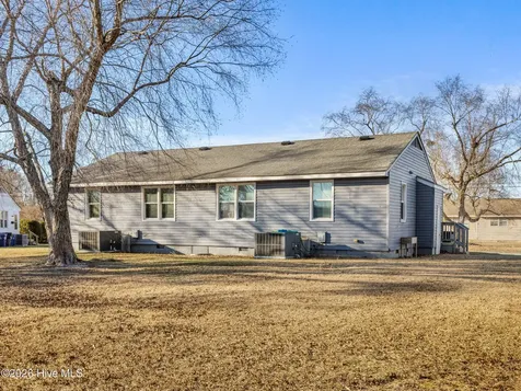 304 Starling Street Jacksonville NC 28540