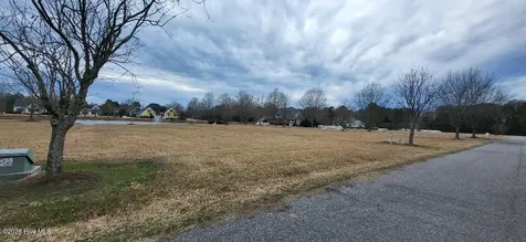 22-Y Randolph Loop S Hertford NC 27944