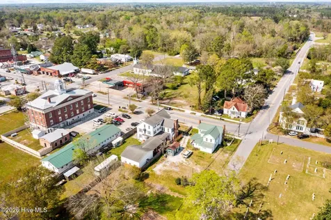116 E Jones Street Trenton NC 28585