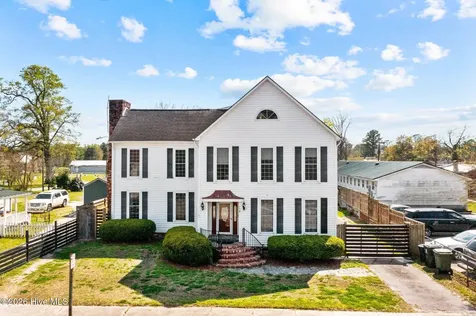 116 E Jones Street Trenton NC 28585
