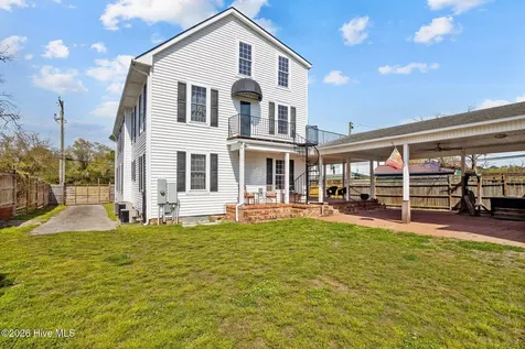 116 E Jones Street Trenton NC 28585