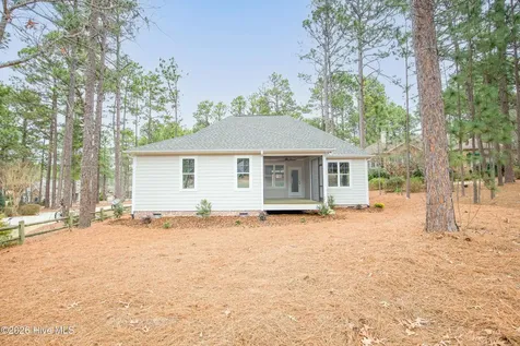 132 Hunter Trail Southern Pines NC 28387