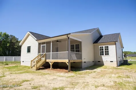 104 Lucky Lane Pikeville NC 27863