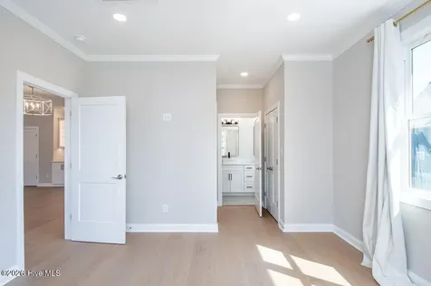 102 Evergreen Lane Pine Knoll Shores NC 28512