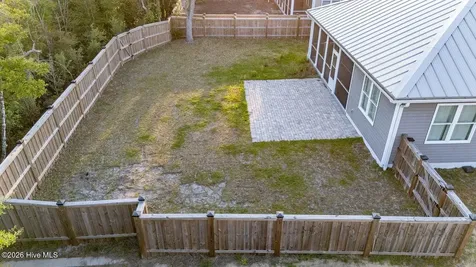 102 Evergreen Lane Pine Knoll Shores NC 28512