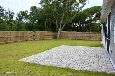 102 Evergreen Lane Pine Knoll Shores NC 28512
