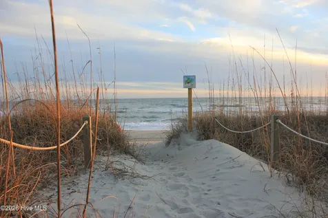 102 Evergreen Lane Pine Knoll Shores NC 28512