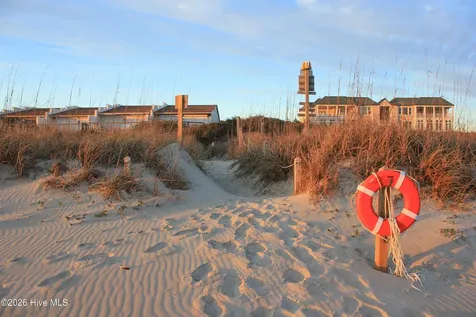 102 Evergreen Lane Pine Knoll Shores NC 28512