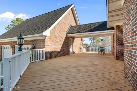 206 Austin Point Drive Washington NC 27889