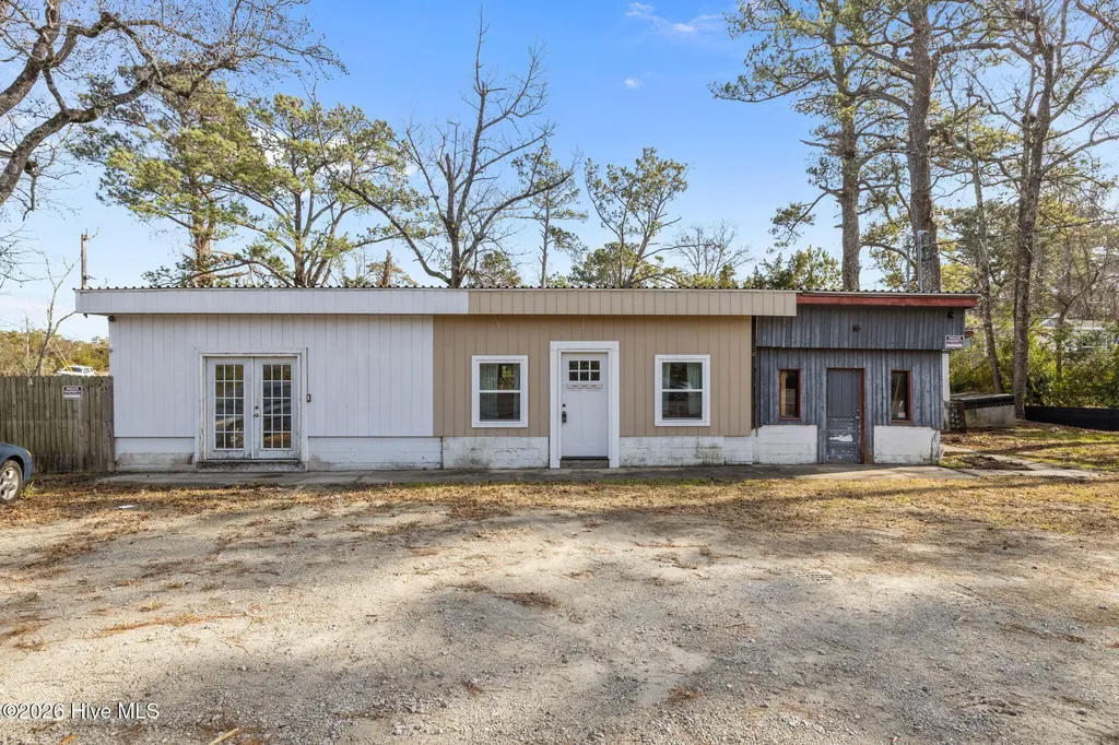 2622 U.s. 70 Beaufort NC 28516