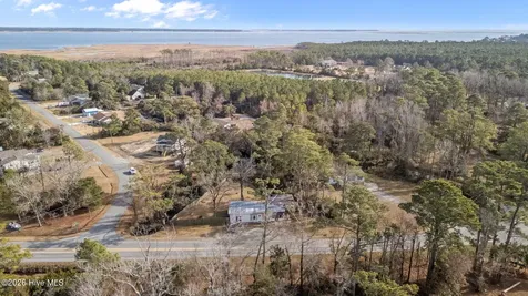 2622 U.s. 70 Beaufort NC 28516