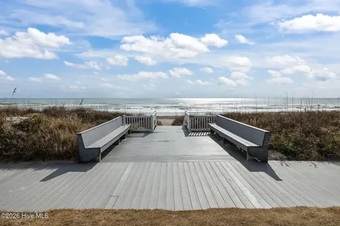 Emerald Isle NC 28594