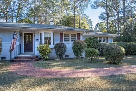20 Fields Road Pinehurst NC 28374