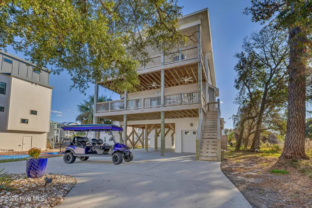 305 Columbia Avenue Carolina Beach NC 28428