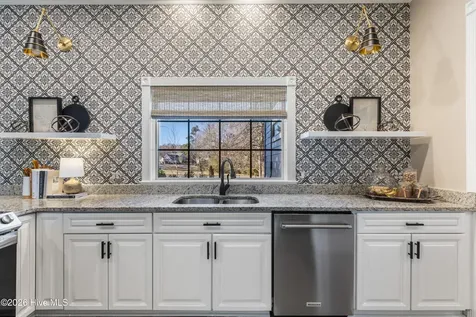 2768 Pinecrest Drive Southport NC 28461