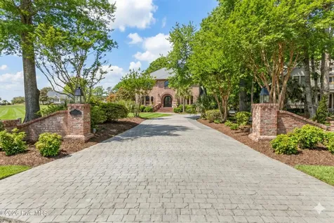 2768 Pinecrest Drive Southport NC 28461