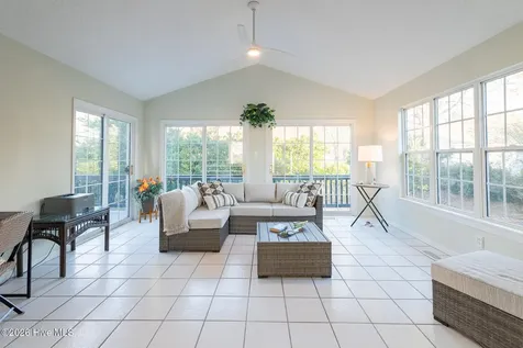 208 Eighth Street New Bern NC 28560