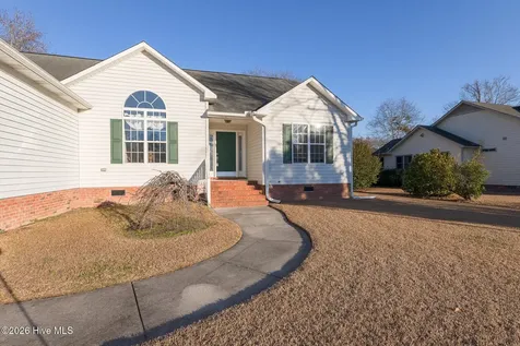 208 Eighth Street New Bern NC 28560