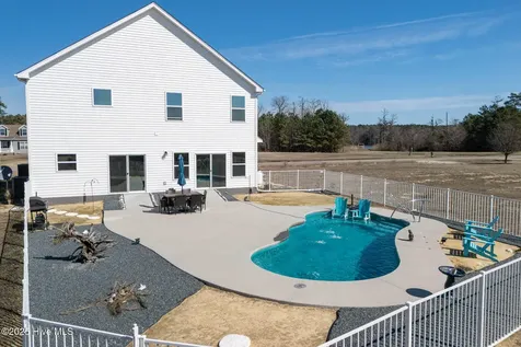 456 Pointe Vista Drive Elizabeth City NC 27909