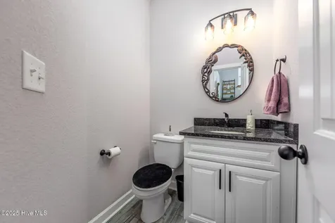 456 Pointe Vista Drive Elizabeth City NC 27909