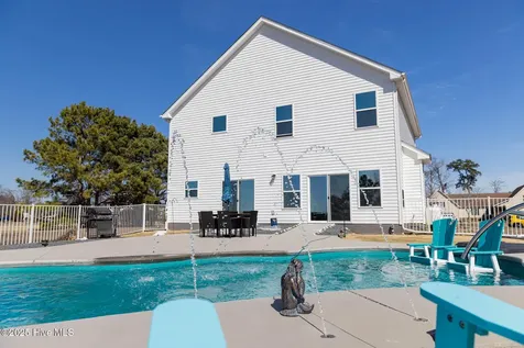 456 Pointe Vista Drive Elizabeth City NC 27909