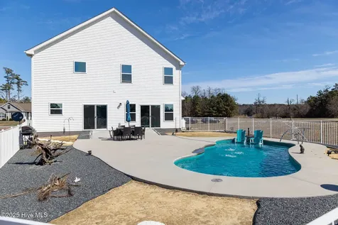 456 Pointe Vista Drive Elizabeth City NC 27909