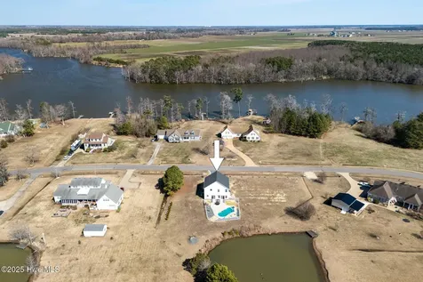 456 Pointe Vista Drive Elizabeth City NC 27909