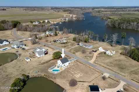 456 Pointe Vista Drive Elizabeth City NC 27909