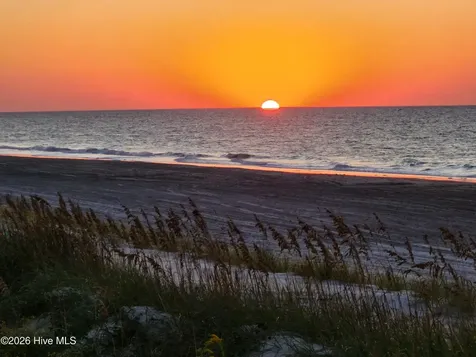 5213 Ocean Drive Emerald Isle NC 28594